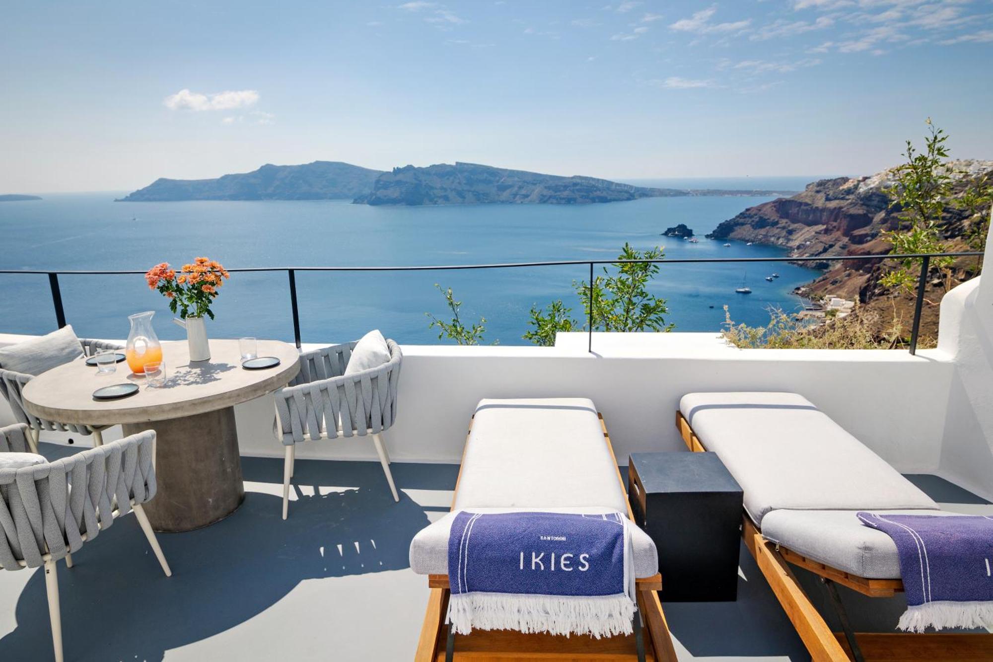 Ikies Santorini Otel