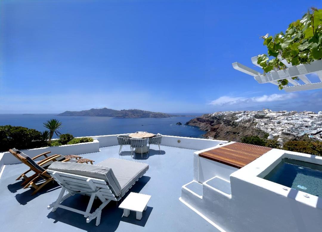 Ikies Santorini