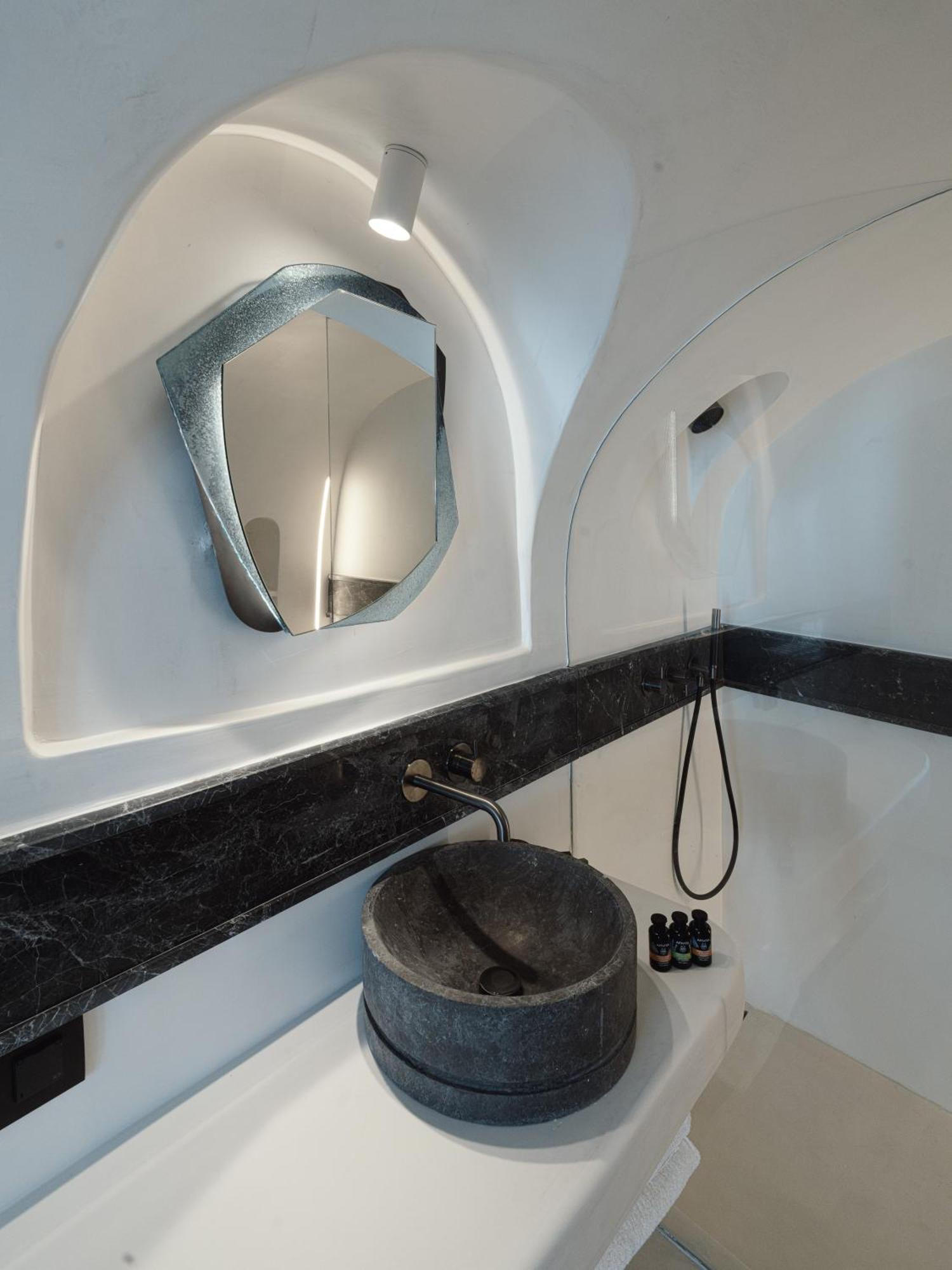 Ikies Santorini 4* Ia