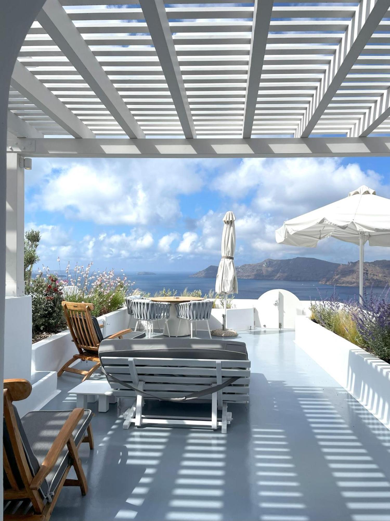 Ikies Santorini Hotel Ia